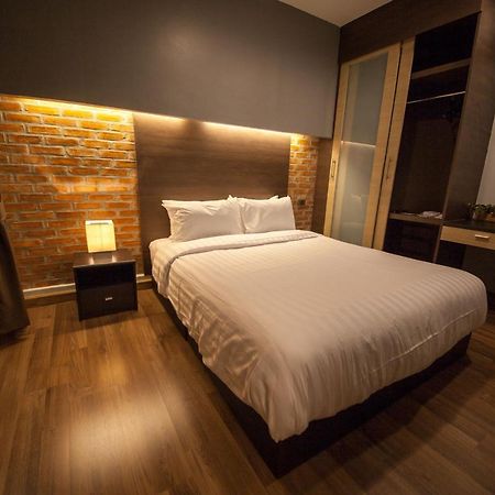 Feel Nimman Boutique Hotel Chiang Mai Bagian luar foto